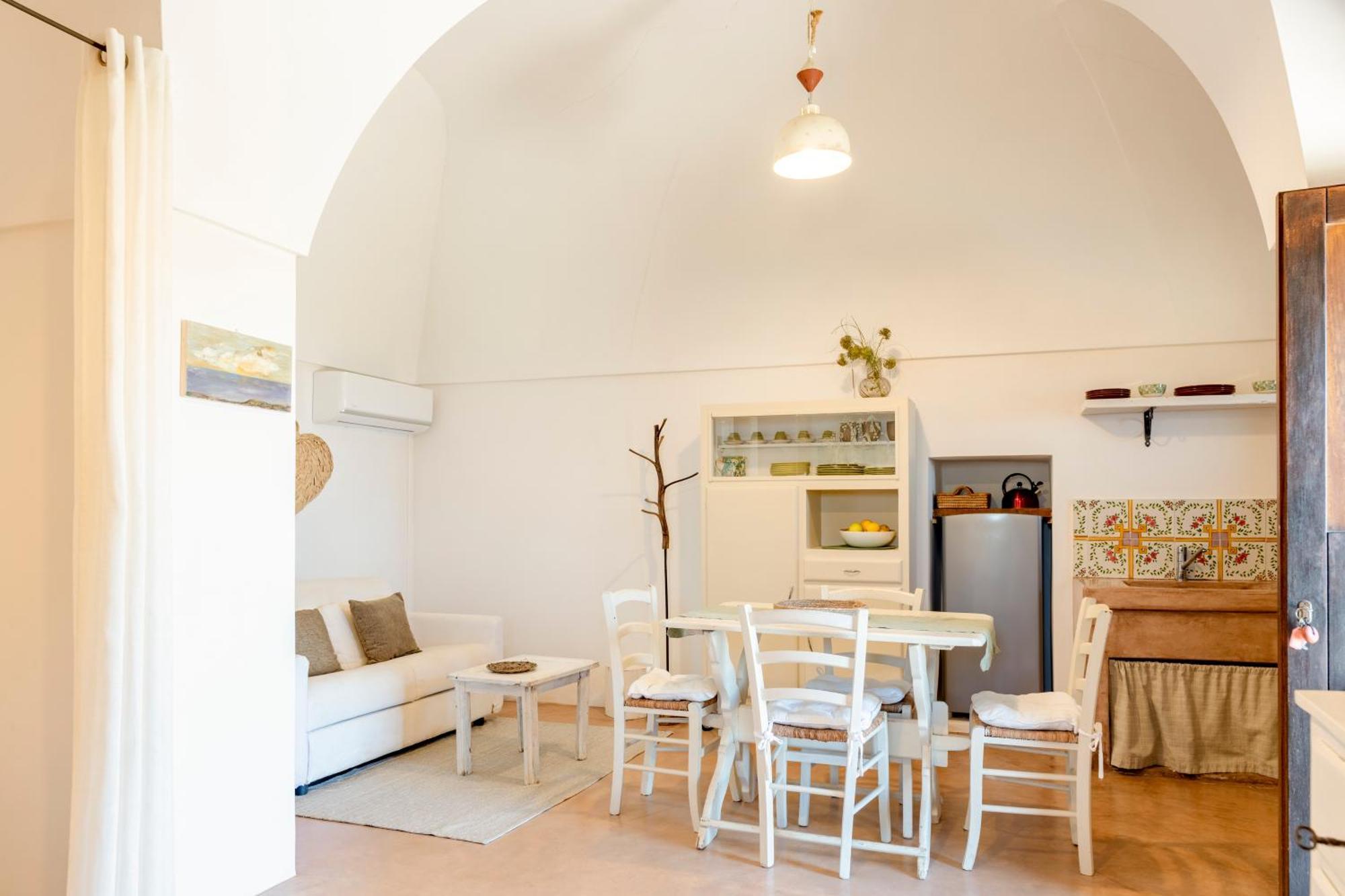 Kuddia Attalora Villa Scauri  Екстериор снимка